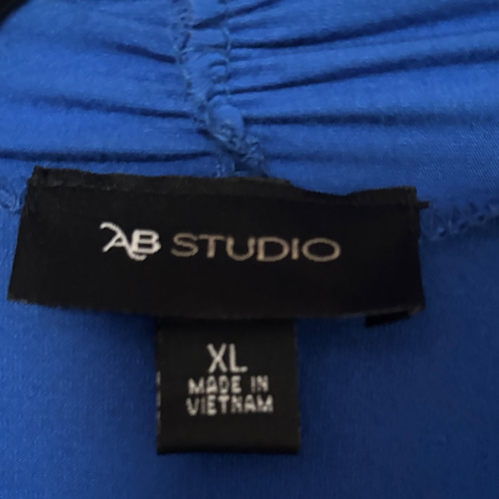 AB Studio Vibrant Blue Apparel mock cardigan and shirt size xl beading on neck - Picture 2 of 8